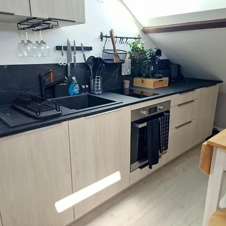 Le Mignon Apartment *